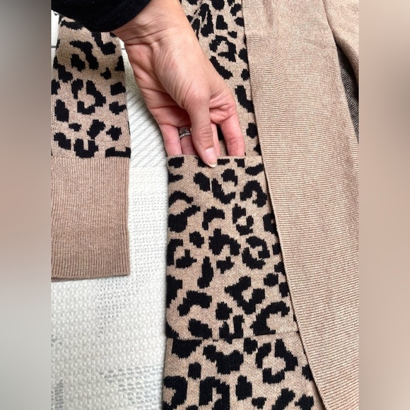 Yes Lola Leopard Print Cardigan Size XS - Picture 6 of 8